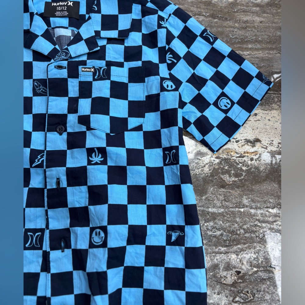 Hurley Kids Blue and Black Patterned Button Down Shirt - Picture 2 of 4